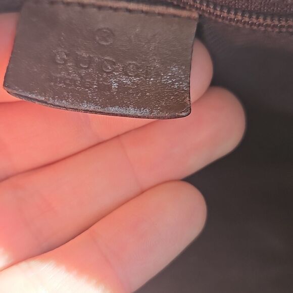 Gucci Tan and Brown GG Shoulder Bag - Picture 4 of 8